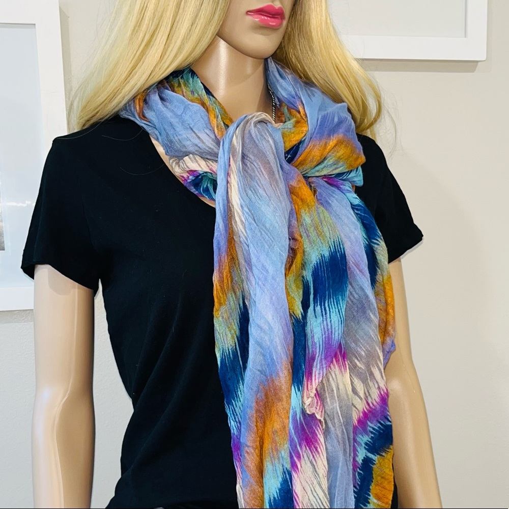 Vibrant Scarf - Picture 2 of 5